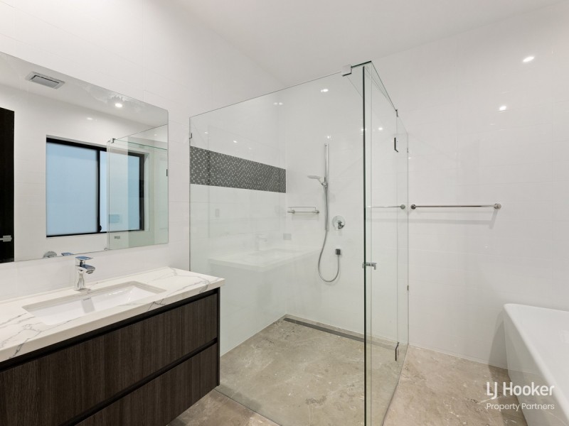 706 Musgrave Road, Robertson QLD 4109