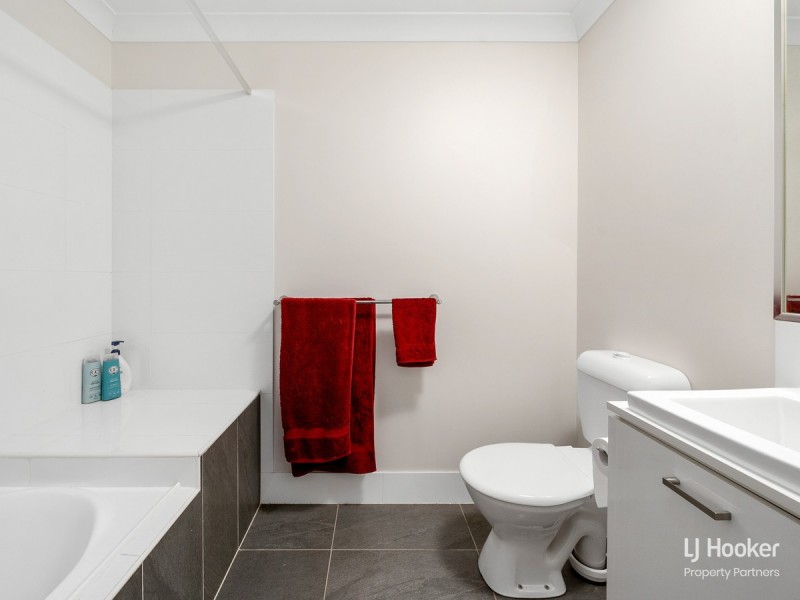 71/6-44 Clearwater Street, Bethania QLD 4205