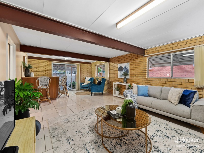 35 Morialta Street, Mansfield QLD 4122