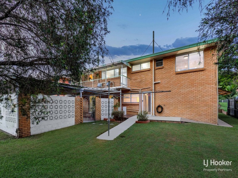 35 Morialta Street, Mansfield QLD 4122