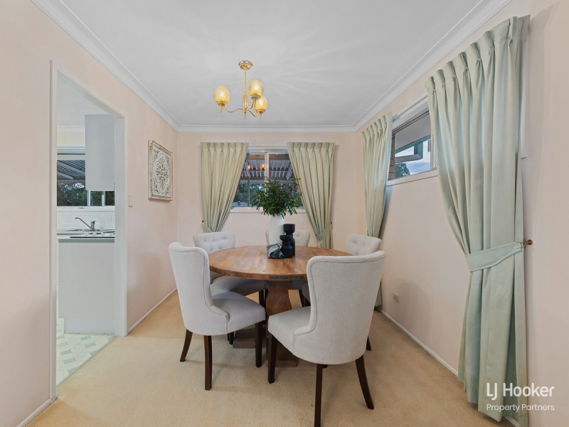 35 Morialta Street, Mansfield QLD 4122