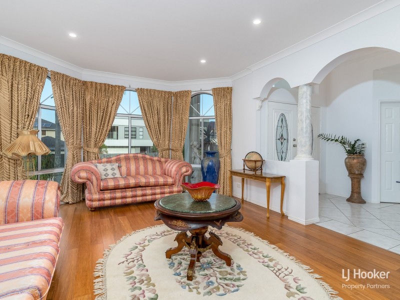 150 Lancaster Circuit, Stretton QLD 4116