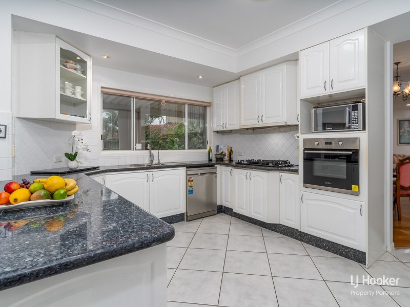 150 Lancaster Circuit, Stretton QLD 4116