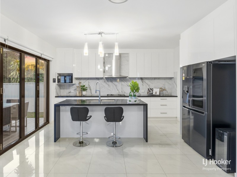 10 Chalmers Place, Sunnybank QLD 4109