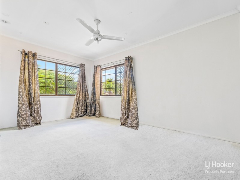 1 Estoril Street, Robertson QLD 4109