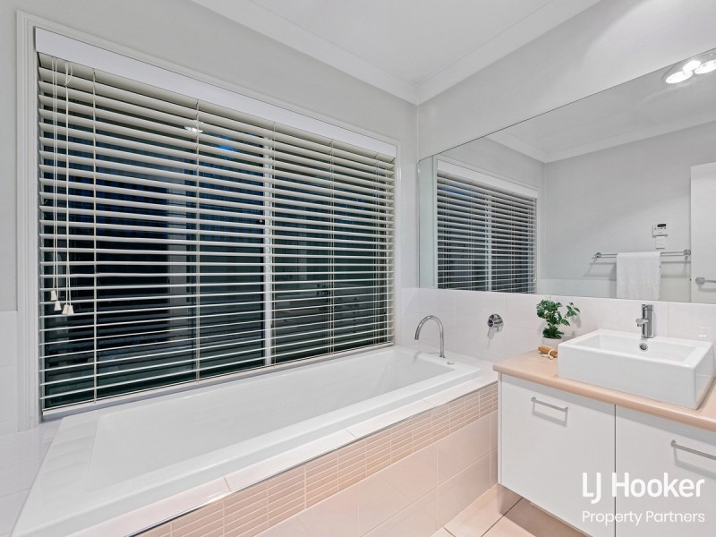 7 Settler Street, Eight Mile Plains QLD 4113