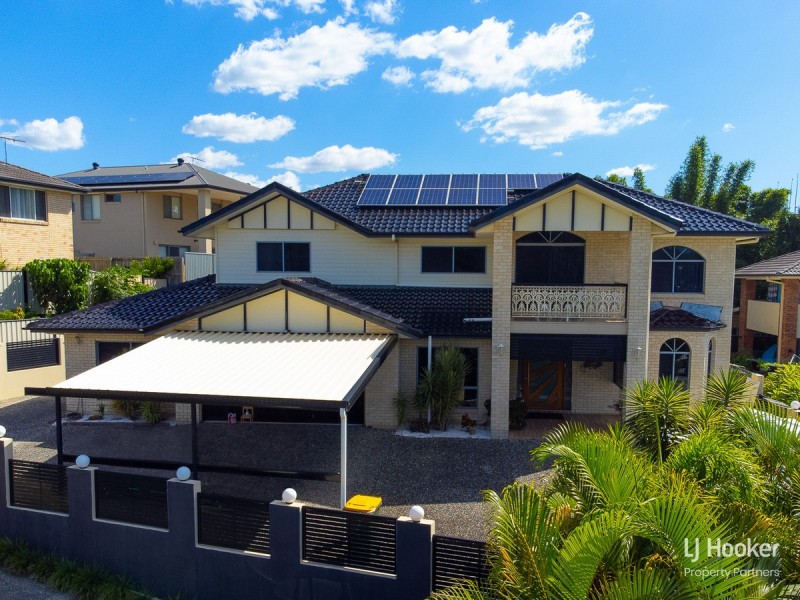 19 Taylor Place, Mackenzie QLD 4156