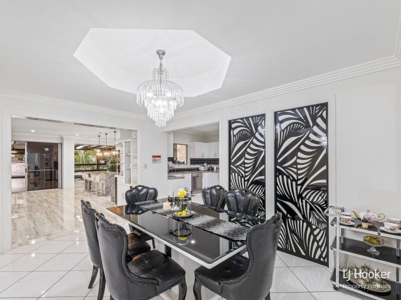 19 Taylor Place, Mackenzie QLD 4156