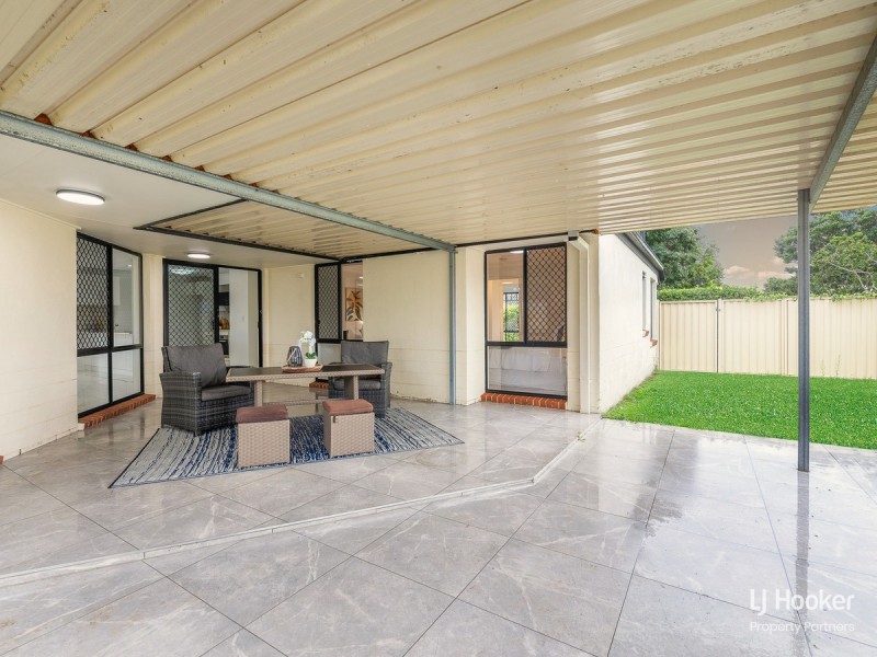 2 Hampshire Court, Calamvale QLD 4116