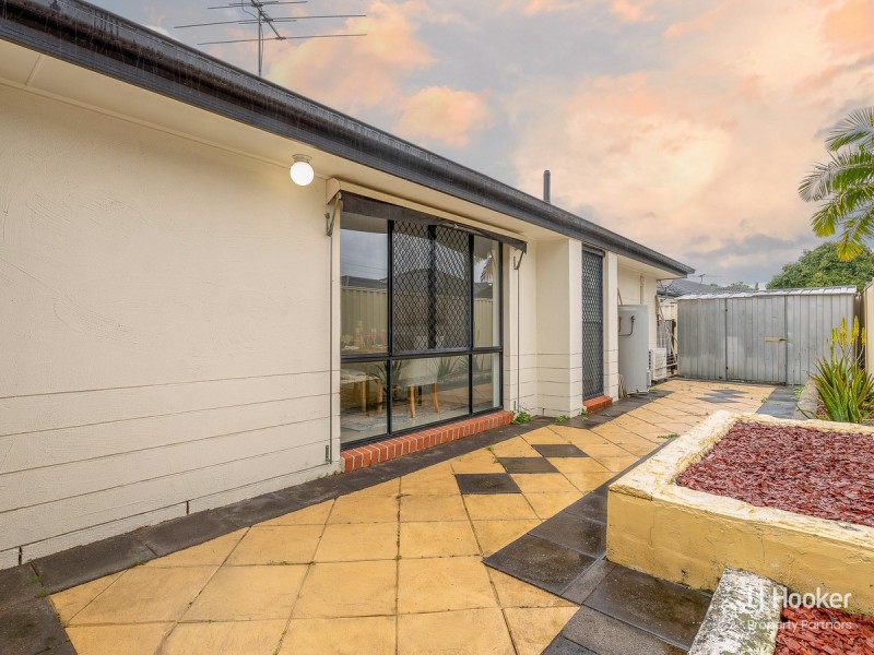 2 Hampshire Court, Calamvale QLD 4116