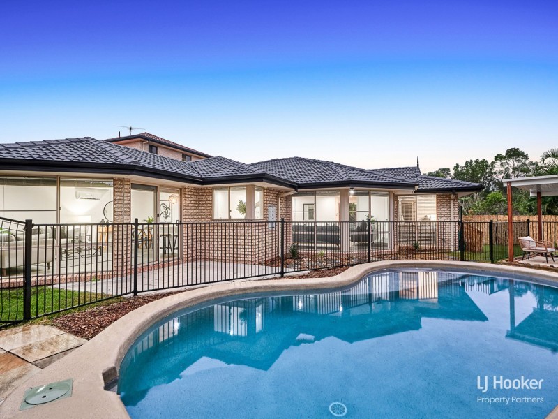 11 Paddington Crescent, Stretton QLD 4116