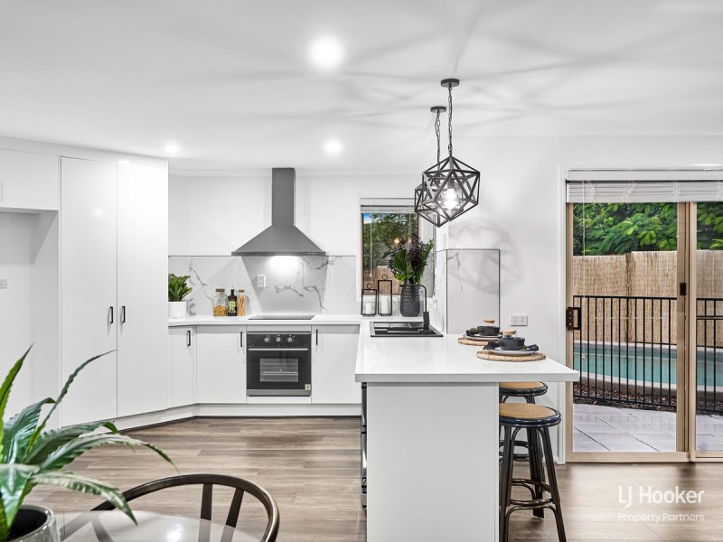 11 Paddington Crescent, Stretton QLD 4116
