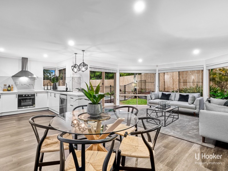 11 Paddington Crescent, Stretton QLD 4116