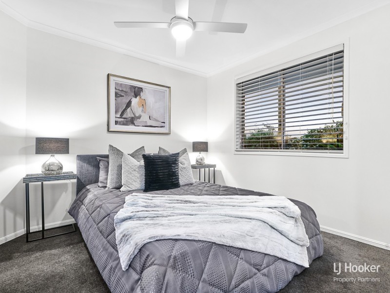 11 Paddington Crescent, Stretton QLD 4116