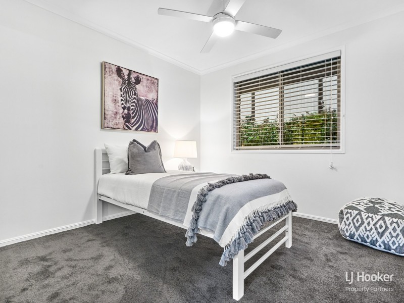 11 Paddington Crescent, Stretton QLD 4116