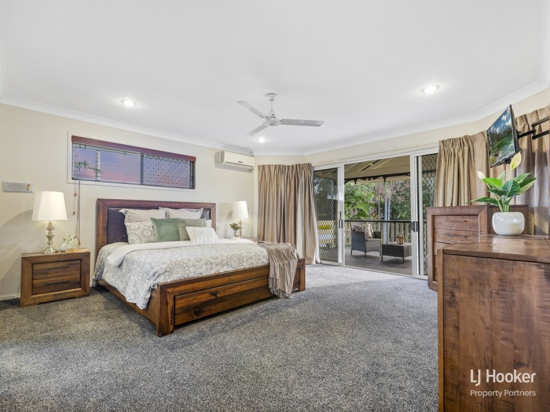 12 Boorala Crescent, Eight Mile Plains QLD 4113