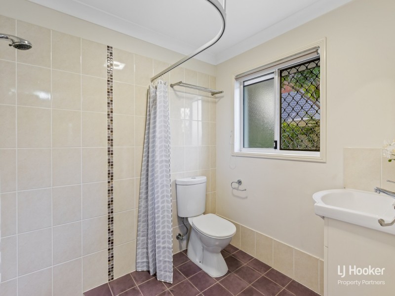 12 Boorala Crescent, Eight Mile Plains QLD 4113