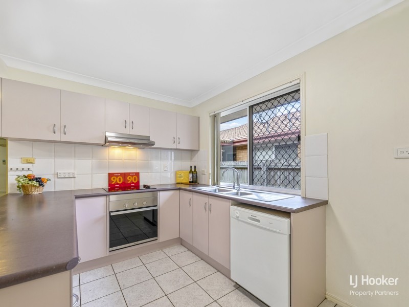 25 Benbek Circuit, Sunnybank Hills QLD 4109
