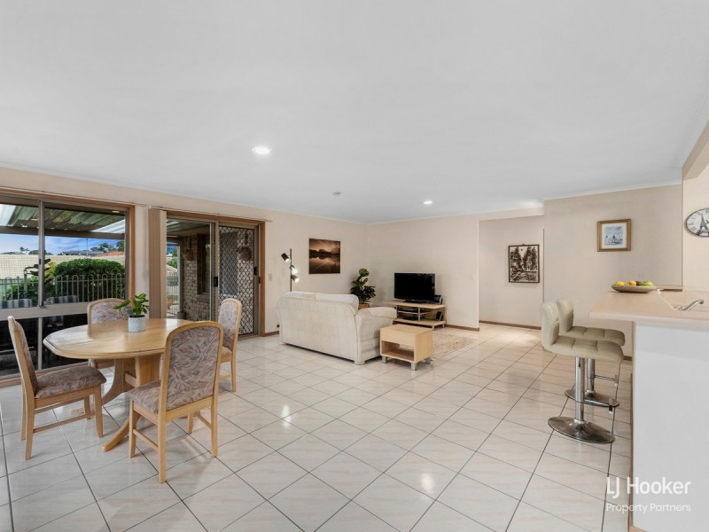 12 Pindari Crescent, Wishart QLD 4122