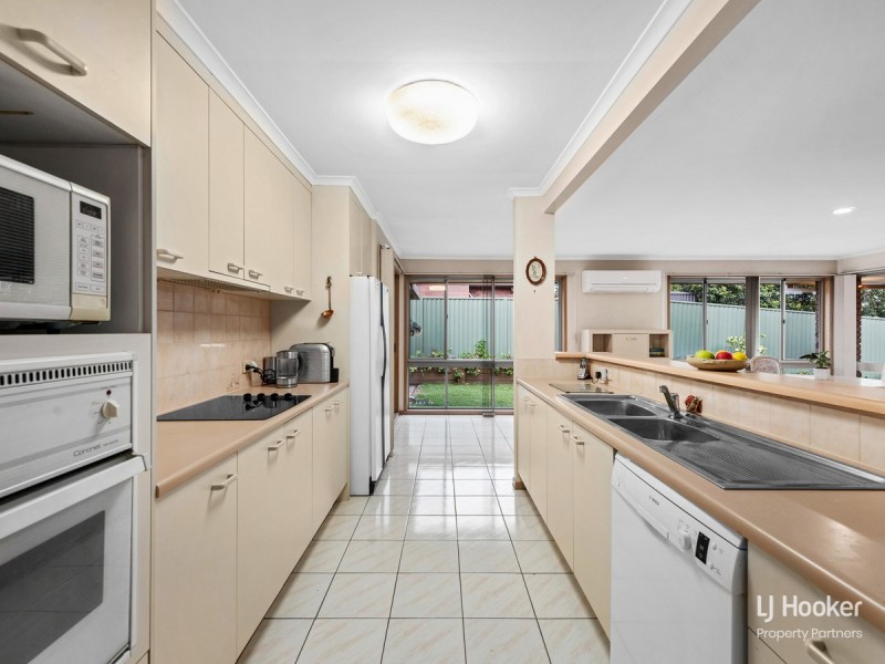 12 Pindari Crescent, Wishart QLD 4122