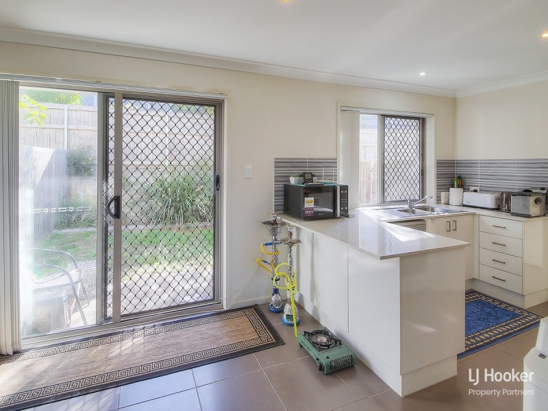 2/88 Candytuft Place, Calamvale QLD 4116
