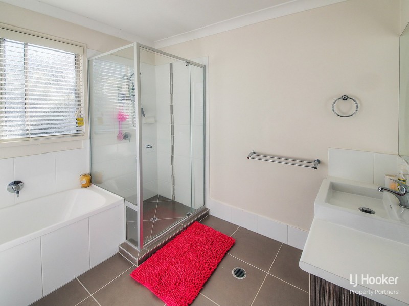 2/88 Candytuft Place, Calamvale QLD 4116