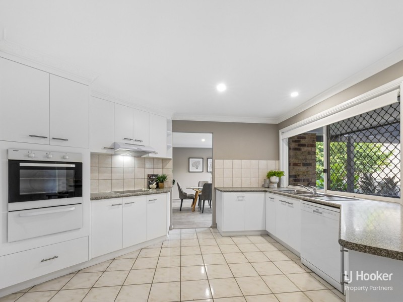 26 Eden Elm Street, Calamvale QLD 4116
