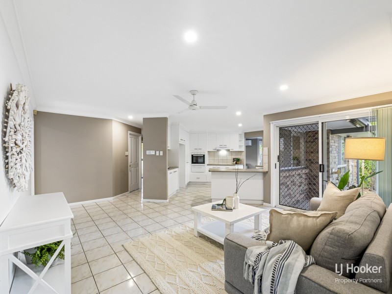 26 Eden Elm Street, Calamvale QLD 4116