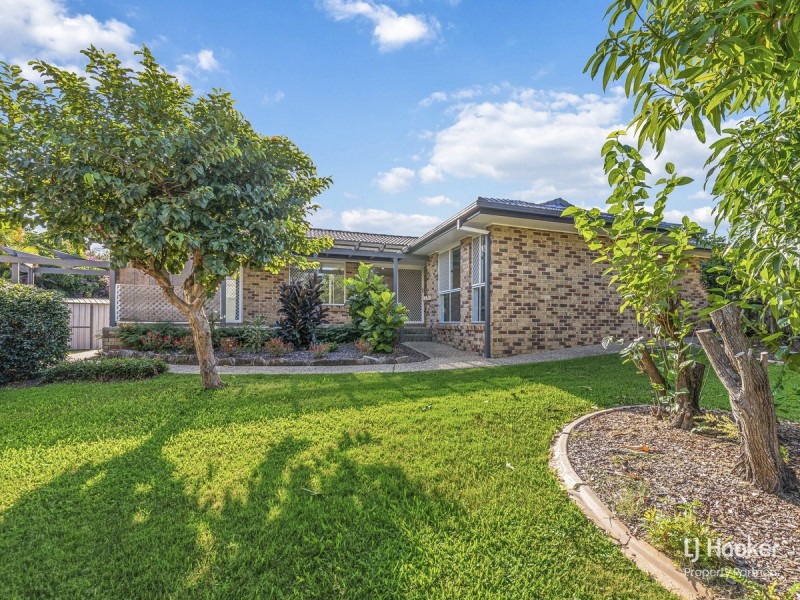 26 Eden Elm Street, Calamvale QLD 4116