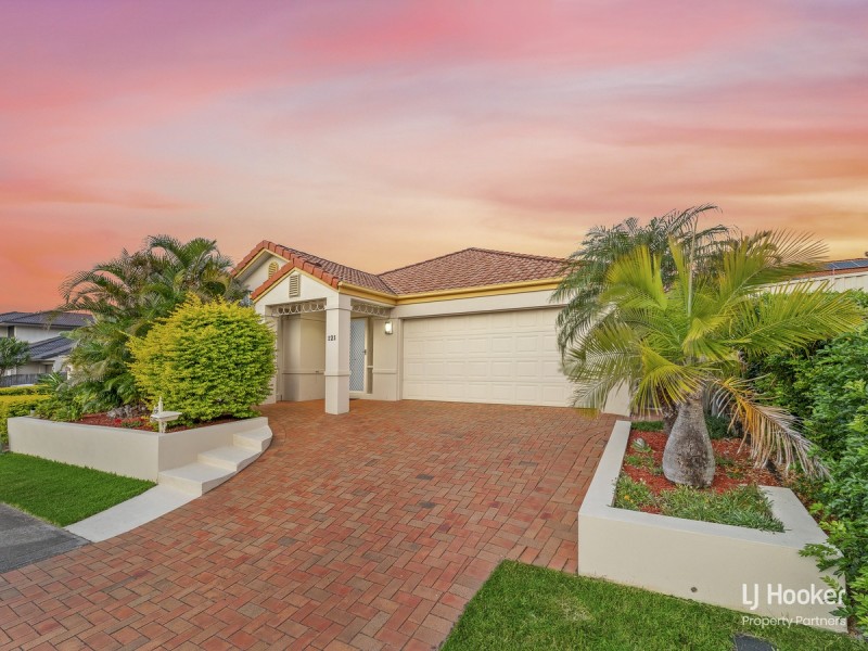 121 Bordeaux Street, Eight Mile Plains QLD 4113
