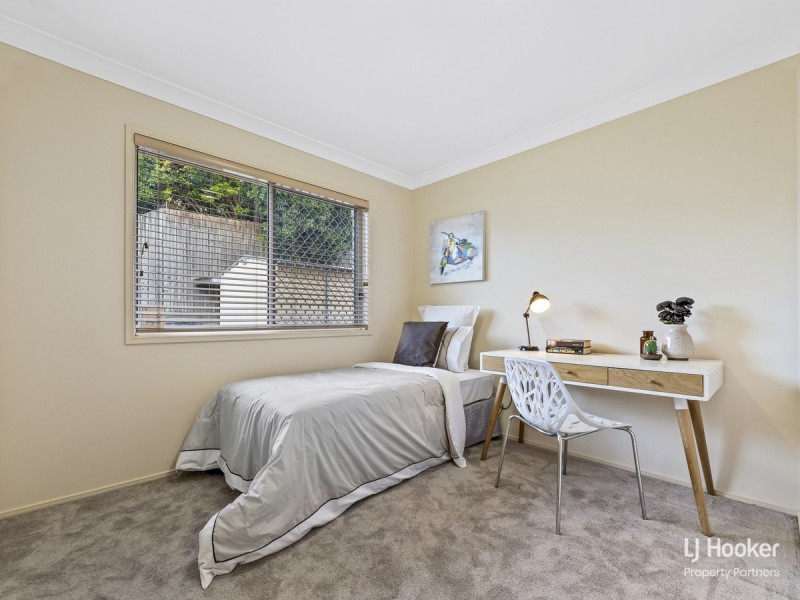 121 Bordeaux Street, Eight Mile Plains QLD 4113