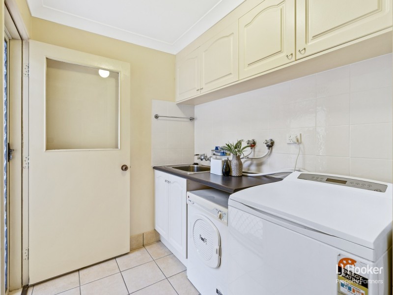 121 Bordeaux Street, Eight Mile Plains QLD 4113