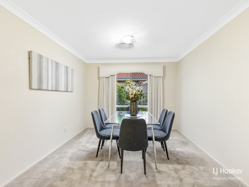 121 Bordeaux Street, Eight Mile Plains QLD 4113