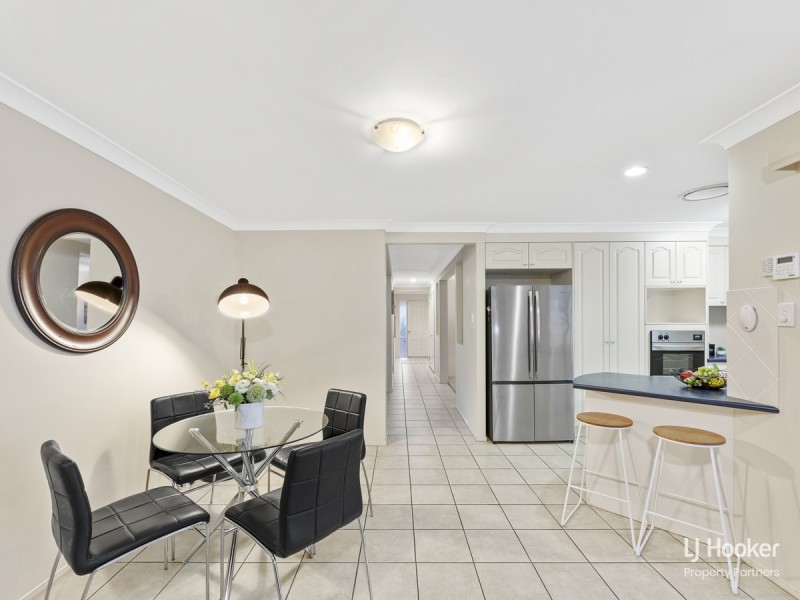 121 Bordeaux Street, Eight Mile Plains QLD 4113