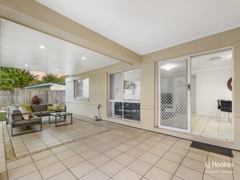 121 Bordeaux Street, Eight Mile Plains QLD 4113