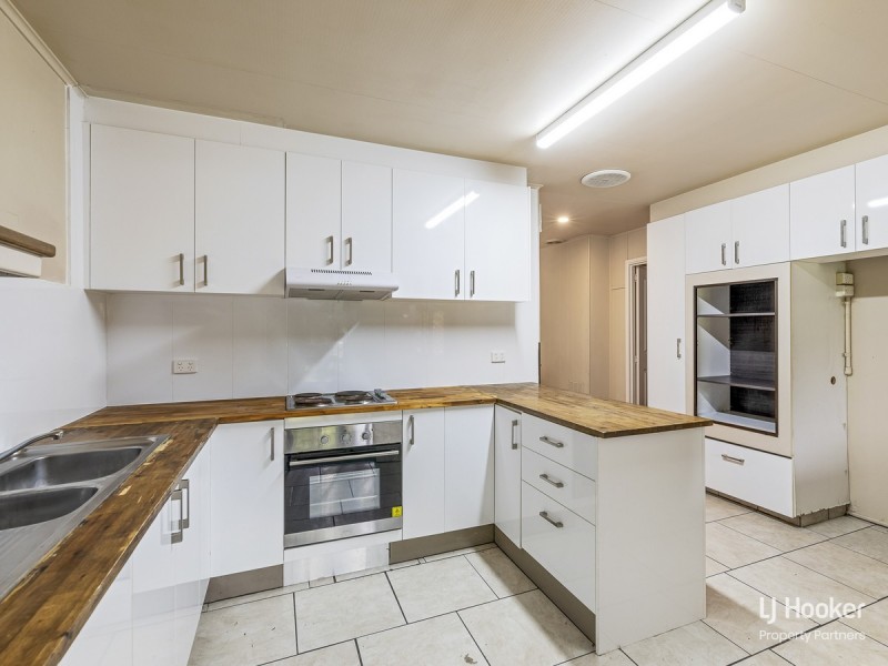 282 Orange Grove Road, Salisbury QLD 4107