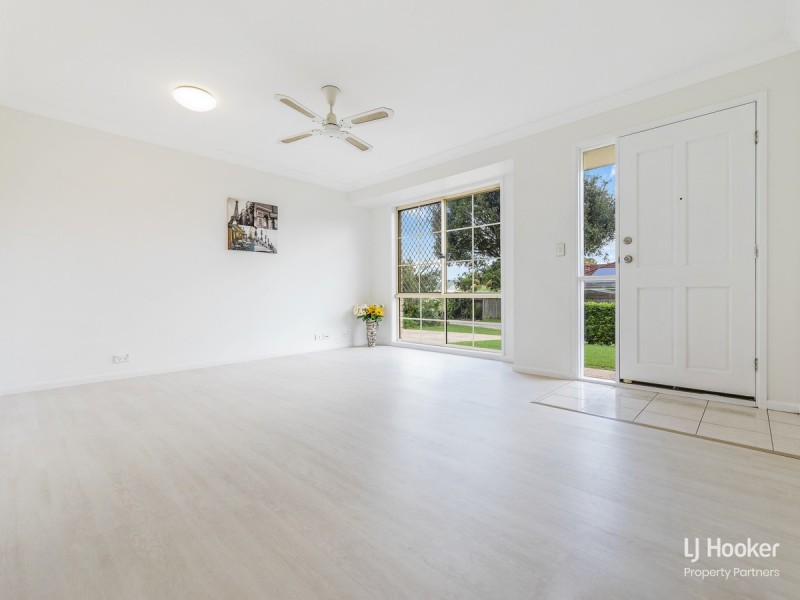 35 Solandra Crescent, Calamvale QLD 4116