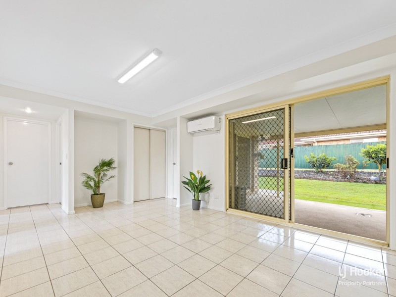 35 Solandra Crescent, Calamvale QLD 4116