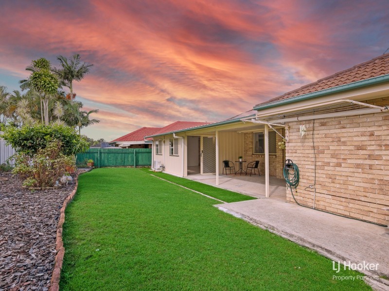 35 Solandra Crescent, Calamvale QLD 4116