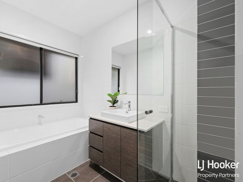 58 Eagle Parade, Rochedale QLD 4123