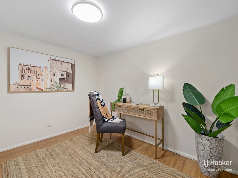 20 Menkira Street, Mansfield QLD 4122