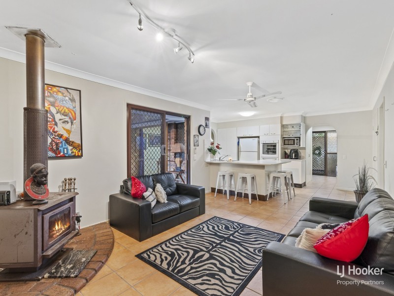 3 Coomera Court, Runcorn QLD 4113