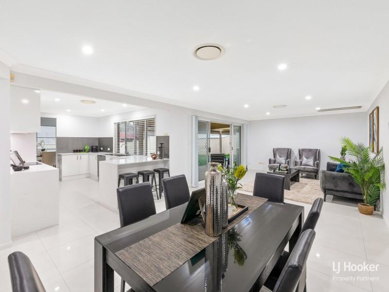 12 Gunee Place, Parkinson QLD 4115