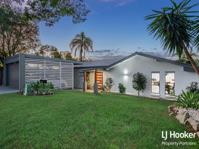 9 Curringa Street, Mansfield QLD 4122