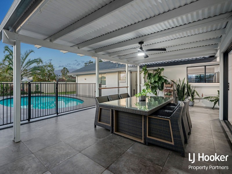 9 Curringa Street, Mansfield QLD 4122