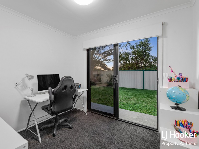 9 Curringa Street, Mansfield QLD 4122
