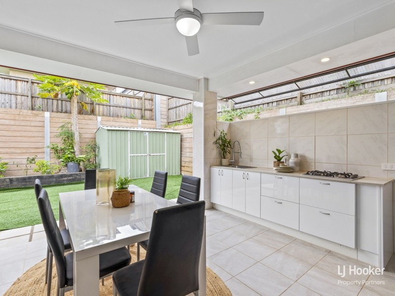 51 Hoop Pine Circuit, Maudsland QLD 4210