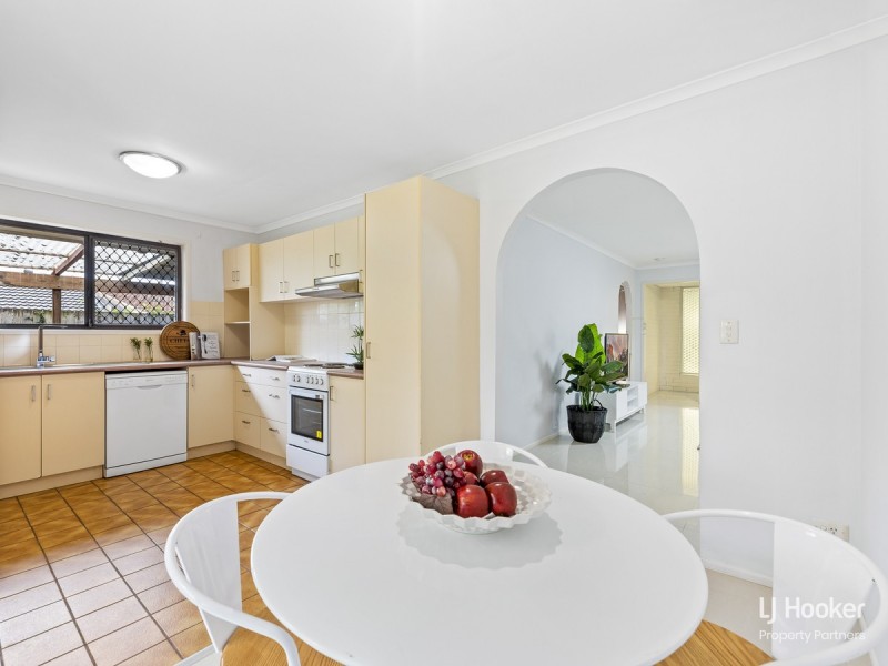 6 Avenell Street, Wishart QLD 4122