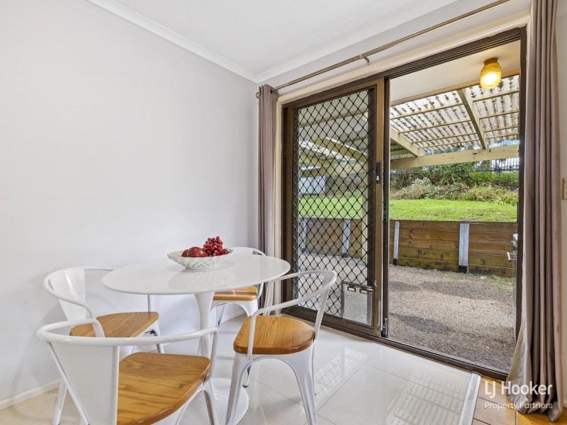 6 Avenell Street, Wishart QLD 4122