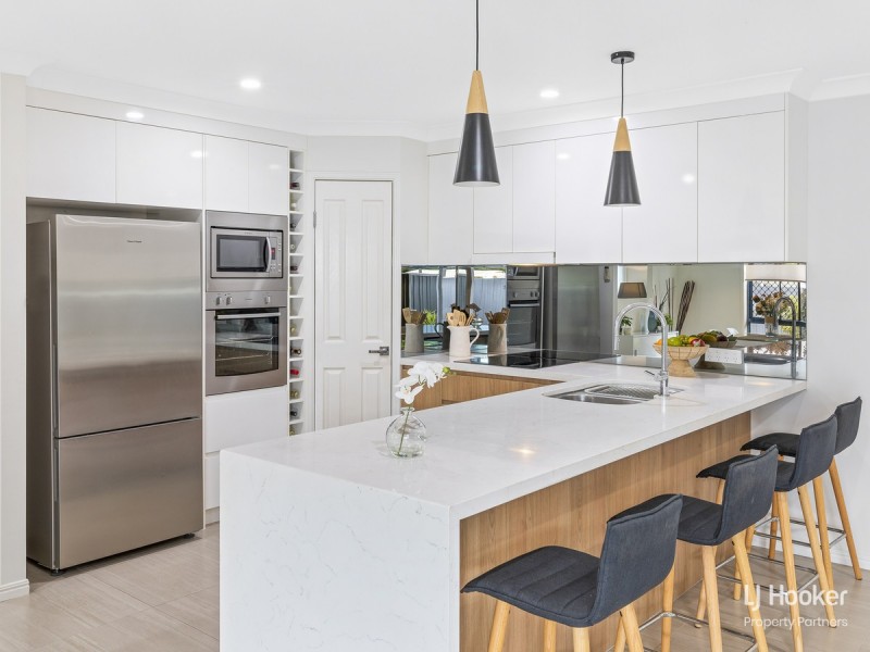 42 Alan Crescent, Eight Mile Plains QLD 4113